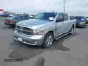 2017 Ram 1500 Big Horn z VIN 3C6RR6LTXHG734388, wystawiony jako IAAI lot #42002529 z przebiegiem 128 857 mil mil oraz . Historia ofert i sprzedaży dostępna na DreamBid. Obrazek 6.