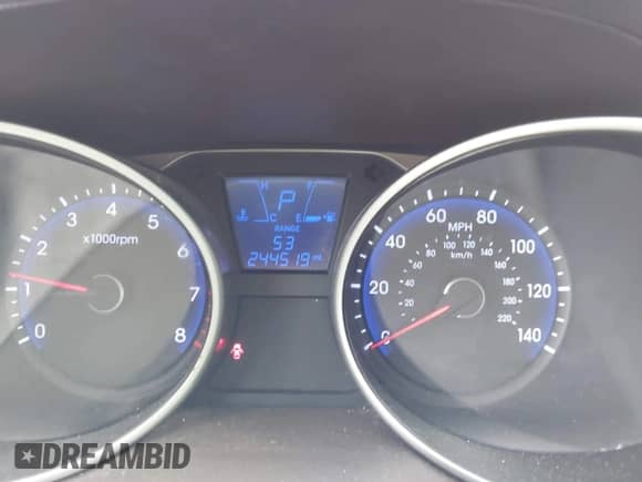 2011 Hyundai Tucson Limited with VIN KM8JU3AC1BU290260, listed as a IAAI auction lot 43415579 with 244,519 mi miles and . Bid and sale history available at DreamBid. Image 15.