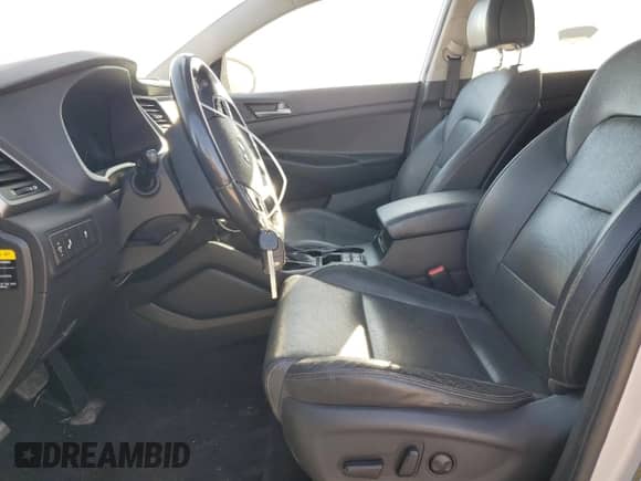 2018 Hyundai Tucson SEL with VIN KM8J3CA49JU831355, listed as a Copart auction lot 86315845 with 218,323 mi miles and Clean title. Bid and sale history available at DreamBid. Image 7.