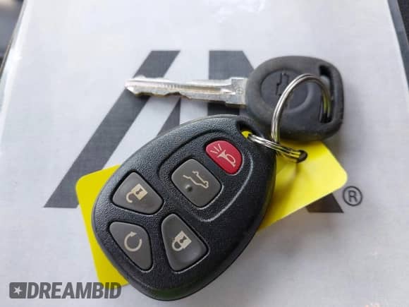 2016 Chevrolet Traverse LT с VIN 1GNKRHKD8GJ294885, выставлен на аукционе IAAI как лот 43133609 с пробегом 83 631 миль миль и . История ставок и продаж доступна на DreamBid. Изображение 11.