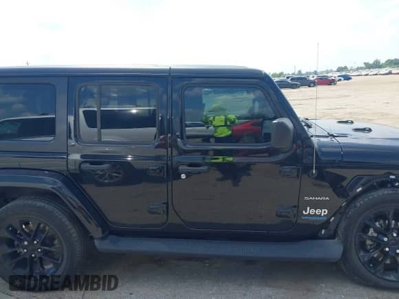 2022 Jeep Wrangler Unlimited Sahara с VIN 1C4JJXP64NW278232, выставлен на аукционе IAAI как лот 43214382 с пробегом 44 034 миль миль и . История ставок и продаж доступна на DreamBid. Изображение 13.