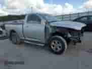 2011 Ram 1500 ST z VIN 3D7JB1EP1BG602517, wystawiony jako Copart lot #75724344 z przebiegiem 123 985 mil mil oraz Szkoda całkowita • Salvage title. Historia ofert i sprzedaży dostępna na DreamBid. Obrazek 4.