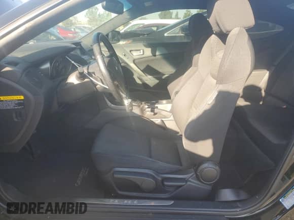 2015 Hyundai Genesis Coupe 3.8L Base с VIN KMHHU6KJ7FU123873, выставлен на аукционе Copart как лот 84604355 с пробегом 66 055 миль миль и Списание • Salvage title. История ставок и продаж доступна на DreamBid. Изображение 7.