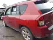 2014 Jeep Compass Sport z VIN 1C4NJDBBXED665156, wystawiony jako IAAI lot #43095675 z przebiegiem 122 639 mil mil oraz . Historia ofert i sprzedaży dostępna na DreamBid. Obrazek 13.