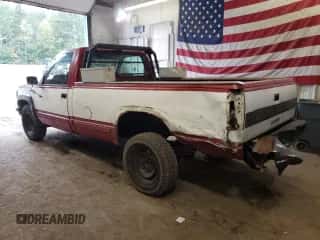 1988 Chevrolet Silverado 3500 с VIN 1GCGC34K9JE116935, выставлен на аукционе Copart как лот 72621064 с пробегом 160 593 миль миль и Чистый • Clean title. История ставок и продаж доступна на DreamBid. Изображение 2.