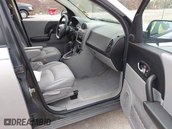 2004 Saturn VUE V6 с VIN 5GZCZ53404S819100, выставлен на аукционе IAAI как лот 43471270 с пробегом 100 892 миль миль и . История ставок и продаж доступна на DreamBid. Изображение 5.