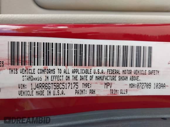 2011 Jeep Grand Cherokee Overland z VIN 1J4RR6GT5BC517175, wystawiony jako IAAI lot #42400415 z przebiegiem 197 019 mil mil oraz . Historia ofert i sprzedaży dostępna na DreamBid. Obrazek 9.