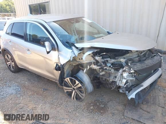 2021 Mitsubishi Outlander ES z VIN JA4APUAU0MU005863, wystawiony jako IAAI lot #43105275 z przebiegiem 65 449 mil mil oraz . Historia ofert i sprzedaży dostępna na DreamBid. Obrazek 19.