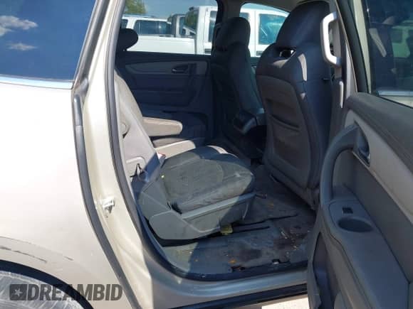 2015 Chevrolet Traverse LT with VIN 1GNKRGKD6FJ154505, listed as a IAAI auction lot 43344304 with Not provided miles and . Bid and sale history available at DreamBid. Image 8.