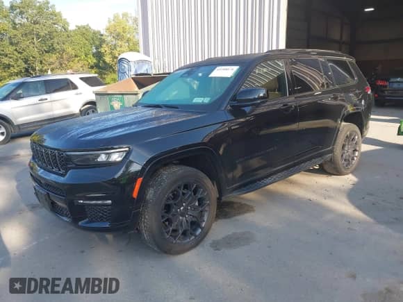 2023 Jeep Grand Cherokee Summit Reserve с VIN 1C4RJKEG6P8859210, выставлен на аукционе IAAI как лот 43188018 с пробегом 28 129 миль миль и . История ставок и продаж доступна на DreamBid. Изображение 2.