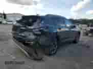 2025 Chevrolet Trax LT z VIN KL77LHEP1SC320694, wystawiony jako Copart lot #81635035 z przebiegiem 1 613 mil mil oraz Szkoda całkowita • Salvage title. Historia ofert i sprzedaży dostępna na DreamBid. Obrazek 3.