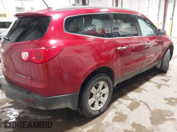 2012 Chevrolet Traverse 2LT with VIN 1GNKVJED7CJ226425, listed as a IAAI auction lot 42531601 with 208,586 mi miles and . Bid and sale history available at DreamBid. Image 4.