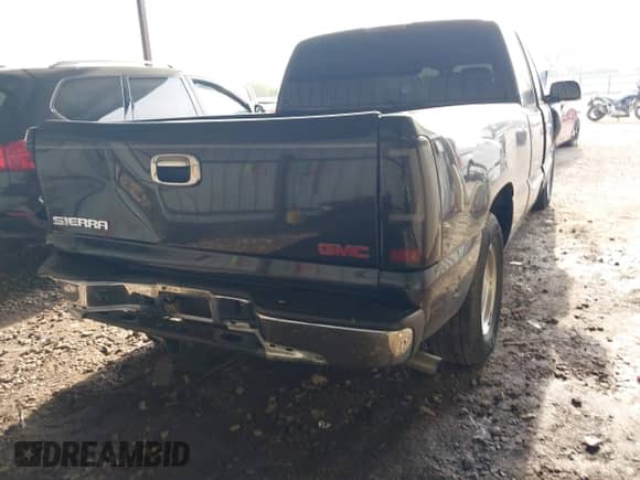 2003 GMC Sierra 1500 SLE с VIN 2GTEC19TX31197574, выставлен на аукционе IAAI как лот 42473546 с пробегом 269 771 миль миль и . История ставок и продаж доступна на DreamBid. Изображение 4.