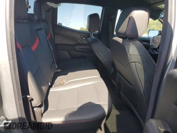 2025 Chevrolet Colorado 4WD Z71 с VIN 1GCPTDEK4S1194407, выставлен на аукционе Copart как лот 86238965 с пробегом 1 700 миль миль и Списание • Salvage title. История ставок и продаж доступна на DreamBid. Изображение 10.