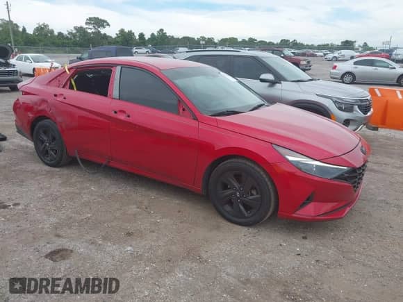 2022 Hyundai Elantra SEL with VIN 5NPLM4AG8NH057576, listed as a IAAI auction lot 43212145 with 51,707 mi miles and . Bid and sale history available at DreamBid. Image 1.