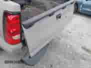 2003 Chevrolet Silverado 1500HD LS с VIN 1GCGK13U23F158628, выставлен на аукционе IAAI как лот 42315357 с пробегом 182 526 миль миль и . История ставок и продаж доступна на DreamBid. Изображение 6.