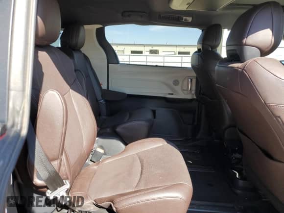 2023 Toyota Sienna Platinum с VIN 5TDESKFC9PS100229, выставлен на аукционе Copart как лот 51113935 с пробегом 52 539 миль миль и Списание • Salvage title. История ставок и продаж доступна на DreamBid. Изображение 12.