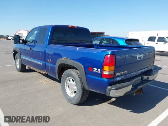 2003 GMC Sierra 1500 SLT z VIN 1GTEK19T93E376805, wystawiony jako IAAI lot #42238370 z przebiegiem 245 948 mil mil oraz . Historia ofert i sprzedaży dostępna na DreamBid. Obrazek 3.