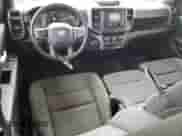 2023 Ram 1500 Tradesman z VIN 1C6RRFGG5PN615232, wystawiony jako Copart lot #54852245 z przebiegiem 65 912 mil mil oraz Czysty tytuł • Clean title. Historia ofert i sprzedaży dostępna na DreamBid. Obrazek 8.