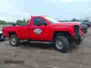 2018 Chevrolet Silverado 2500HD Work Truck z VIN 1GC0KUEG0JZ123978, wystawiony jako IAAI lot #42566894 z przebiegiem 95 533 mil mil oraz . Historia ofert i sprzedaży dostępna na DreamBid. Obrazek 17.