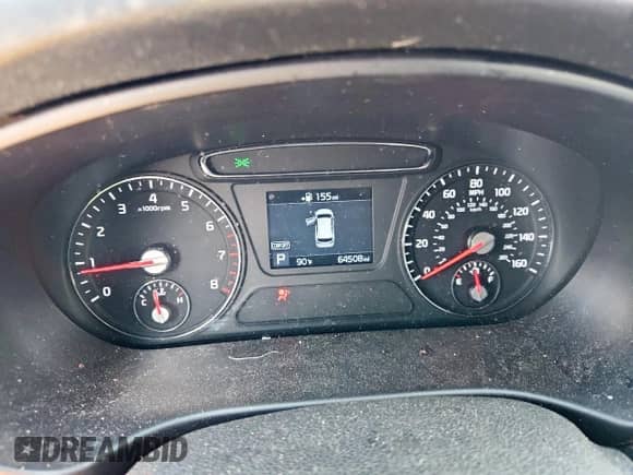 2019 Kia Sorento L with VIN 5XYPG4A35KG566582, listed as a Copart auction lot 81931535 with 64,508 mi miles and Salvage title. Bid and sale history available at DreamBid. Image 9.