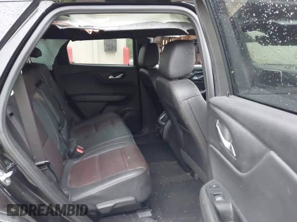 2021 Chevrolet Blazer RS с VIN 3GNKBERS9MS553482, выставлен на аукционе IAAI как лот 42502133 с пробегом 103 077 миль миль и . История ставок и продаж доступна на DreamBid. Изображение 8.