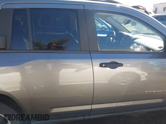 2014 Jeep Compass Sport с VIN 1C4NJDBB1ED607601, выставлен на аукционе IAAI как лот 43329852 с пробегом 135 237 миль миль и . История ставок и продаж доступна на DreamBid. Изображение 14.