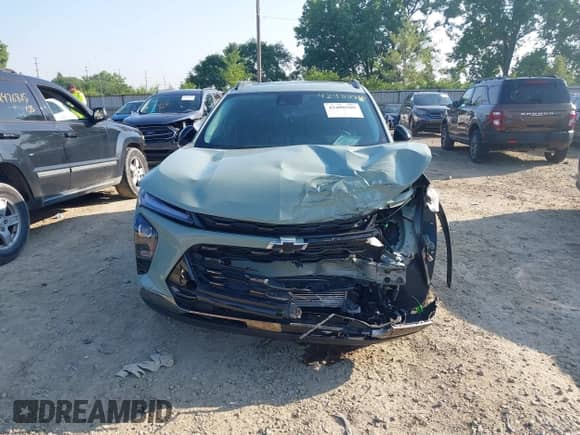 2025 Chevrolet Trax ACTIV с VIN KL77LKEP3SC018076, выставлен на аукционе IAAI как лот 42480280 с пробегом 16 736 миль миль и . История ставок и продаж доступна на DreamBid. Изображение 6.