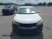 2015 Toyota Camry SE z VIN 4T1BF1FKXFU888467, wystawiony jako IAAI lot #43317249 z przebiegiem 205 696 mil mil oraz . Historia ofert i sprzedaży dostępna na DreamBid. Obrazek 12.