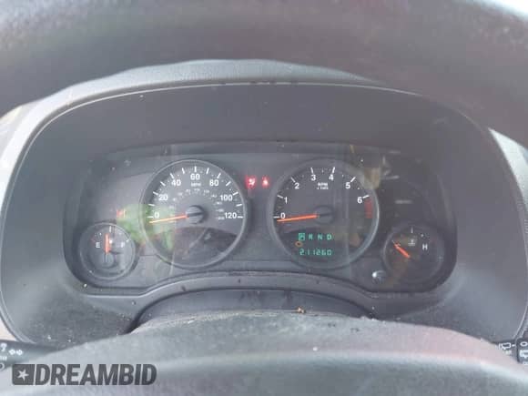 2010 Jeep Compass Latitude с VIN 1J4NF1FB0AD620094, выставлен на аукционе IAAI как лот 43241073 с пробегом 211 260 миль миль и . История ставок и продаж доступна на DreamBid. Изображение 7.