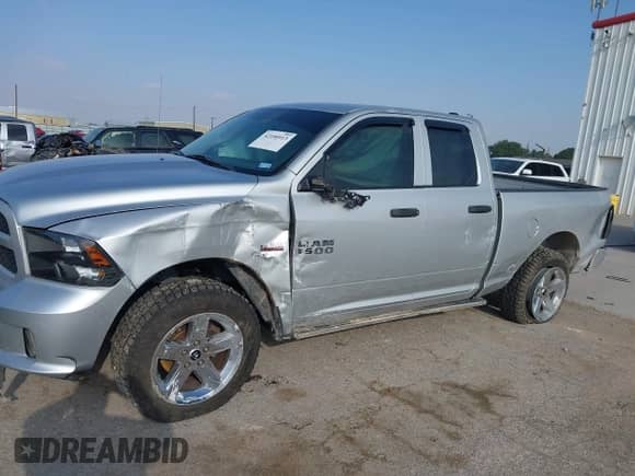 2014 Ram 1500 Tradesman с VIN 1C6RR7FTXES362539, выставлен на аукционе IAAI как лот 42100913 с пробегом 206 813 миль миль и . История ставок и продаж доступна на DreamBid. Изображение 6.