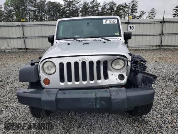 2008 Jeep Wrangler Unlimited X z VIN 1J4GB39148L565250, wystawiony jako Copart lot #51170505 z przebiegiem 153 344 mil mil oraz Szkoda całkowita • Salvage title. Historia ofert i sprzedaży dostępna na DreamBid. Obrazek 5.
