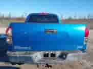 2007 Toyota Tundra SR5 z VIN 5TBBV541X7S471213, wystawiony jako IAAI lot #43558751 z przebiegiem 224 207 mil mil oraz . Historia ofert i sprzedaży dostępna na DreamBid. Obrazek 16.