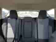 2017 Ford Escape SE z VIN 1FMCU9G97HUA17971, wystawiony jako Copart lot #70576725 z przebiegiem 161 611 mil mil oraz Czysty tytuł • Clean title. Historia ofert i sprzedaży dostępna na DreamBid. Obrazek 10.