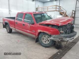 2004 Chevrolet Silverado 3500 SRW с VIN 1GCHK33294F234247, выставлен на аукционе IAAI как лот 41246913 с пробегом 272 596 миль миль и . История ставок и продаж доступна на DreamBid. Изображение 1.