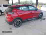 2022 Chevrolet Bolt EUV Premier z VIN 1G1FZ6S00N4117733, wystawiony jako IAAI lot #42504454 z przebiegiem 74 647 mil mil oraz . Historia ofert i sprzedaży dostępna na DreamBid. Obrazek 4.