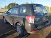 2009 Subaru Forester X with VIN JF2SH61639H704040, listed as a IAAI auction lot 43255457 with 180,871 mi miles and . Bid and sale history available at DreamBid. Image 3.