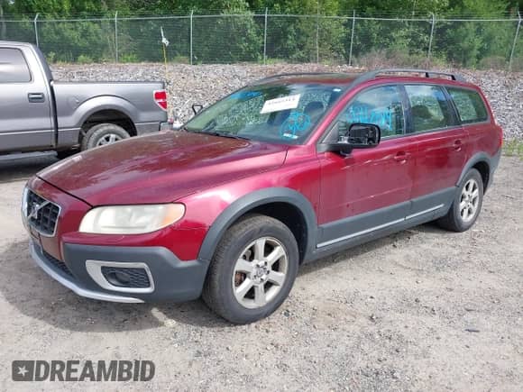 2008 Volvo XC70 with VIN YV4BZ982181005543, listed as a IAAI auction lot 42665314 with 199,300 mi miles and . Bid and sale history available at DreamBid. Image 17.