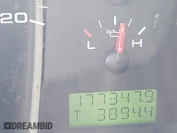 2007 Ford F-150 XLT с VIN 1FTRW14W27KC71148, выставлен на аукционе IAAI как лот 42056910 с пробегом 177 347 миль миль и . История ставок и продаж доступна на DreamBid. Изображение 15.