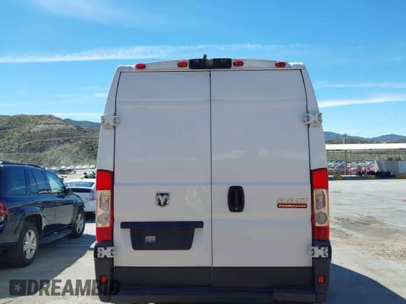 2019 Ram ProMaster Cargo с VIN 3C6TRVCG6KE526501, выставлен на аукционе IAAI как лот 41851694 с пробегом 152 856 миль миль и . История ставок и продаж доступна на DreamBid. Изображение 16.