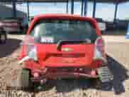 2014 Chevrolet Spark LS z VIN KL8CB6S92EC545394, wystawiony jako Copart lot #70716375 z przebiegiem 116 814 mil mil oraz Szkoda całkowita • Salvage title. Historia ofert i sprzedaży dostępna na DreamBid. Obrazek 6.