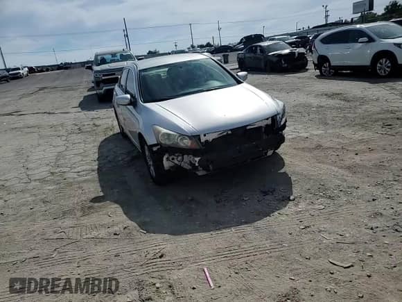 2012 Honda Accord LX Premium с VIN 1HGCP2F48CA065791, выставлен на аукционе Copart как лот 82541065 с пробегом 168 953 миль миль и Списание • Salvage title. История ставок и продаж доступна на DreamBid. Изображение 13.