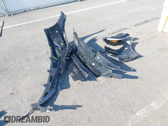 2025 Hyundai Elantra z VIN KMHLL44G0SU855257, wystawiony jako IAAI lot #42804855 z przebiegiem 11 807 mil mil oraz . Historia ofert i sprzedaży dostępna na DreamBid. Obrazek 12.