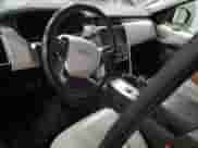 2018 Land Rover Discovery HSE Luxury с VIN SALRT2RVXJA058694, выставлен на аукционе Copart как лот 57682855 с пробегом Не указан миль и Списание • Salvage title. История ставок и продаж доступна на DreamBid. Изображение 8.