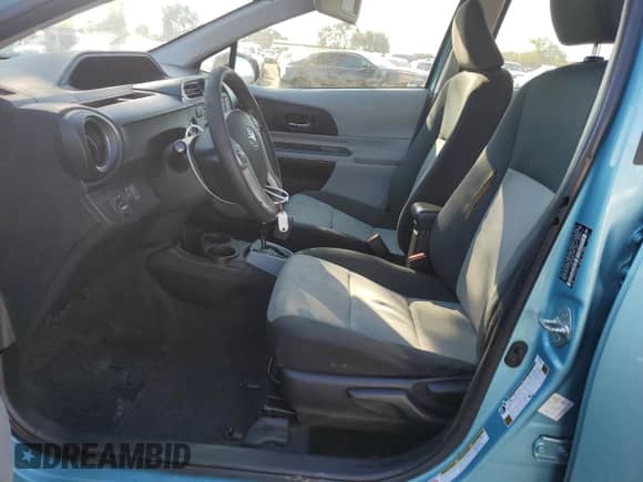 2012 Toyota Prius One с VIN JTDKDTB30C1011682, выставлен на аукционе Copart как лот 87468755 с пробегом 246 669 миль миль и Списание • Salvage title. История ставок и продаж доступна на DreamBid. Изображение 7.