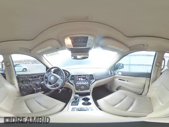 2018 Jeep Grand Cherokee Sterling с VIN 1C4RJFBG3JC433541, выставлен на аукционе Copart как лот 51283275 с пробегом 60 404 миль миль и Списание • Salvage title. История ставок и продаж доступна на DreamBid. Изображение 16.