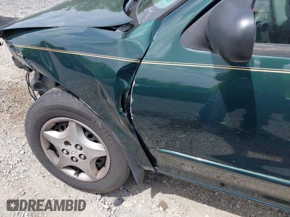 2002 Chevrolet Cavalier with VIN 1G1JC524727267809, listed as a IAAI auction lot 42213135 with 150,293 mi miles and . Bid and sale history available at DreamBid. Image 19.