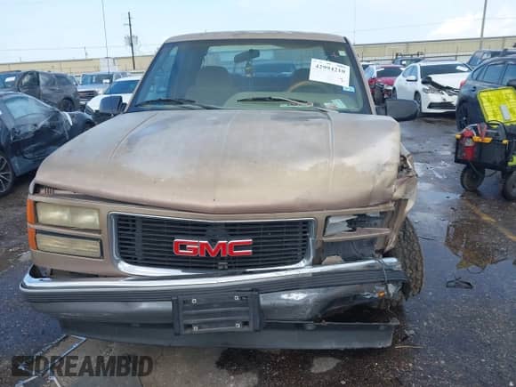 1995 GMC Sierra 1500 с VIN 2GTEC19K8S1530957, выставлен на аукционе IAAI как лот 42994210 с пробегом 224 762 миль миль и . История ставок и продаж доступна на DreamBid. Изображение 11.