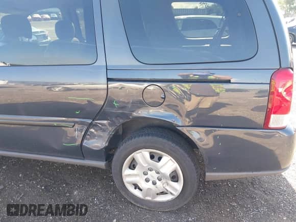 2008 Chevrolet Uplander LS with VIN 1GNDV23W88D114175, listed as a IAAI auction lot 43122596 with 138,771 mi miles and . Bid and sale history available at DreamBid. Image 6.
