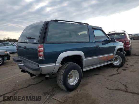1993 Chevrolet Blazer с VIN 1GNEK18K0PJ341907, выставлен на аукционе Copart как лот 46688435 с пробегом 210 382 миль миль и Списание • Salvage title. История ставок и продаж доступна на DreamBid. Изображение 3.